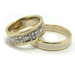 Alliances or jaune et or gris serties de diamants