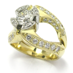Bague diamants en or jaune 18 carats.