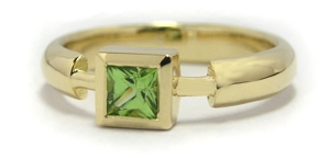 Bague olivine.