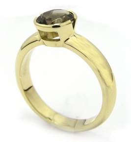 Bague quartz fumé or.