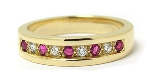 Bague rubis diamants.
