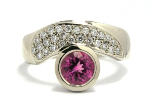 bague tourmaline rose et diamants