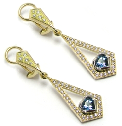 Boucles d'oreilles aigue marine.