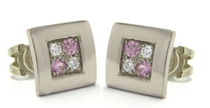 Boucles d'oreilles saphir rose.